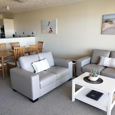 Moorings Beach Resort Caloundra Kültér fotó