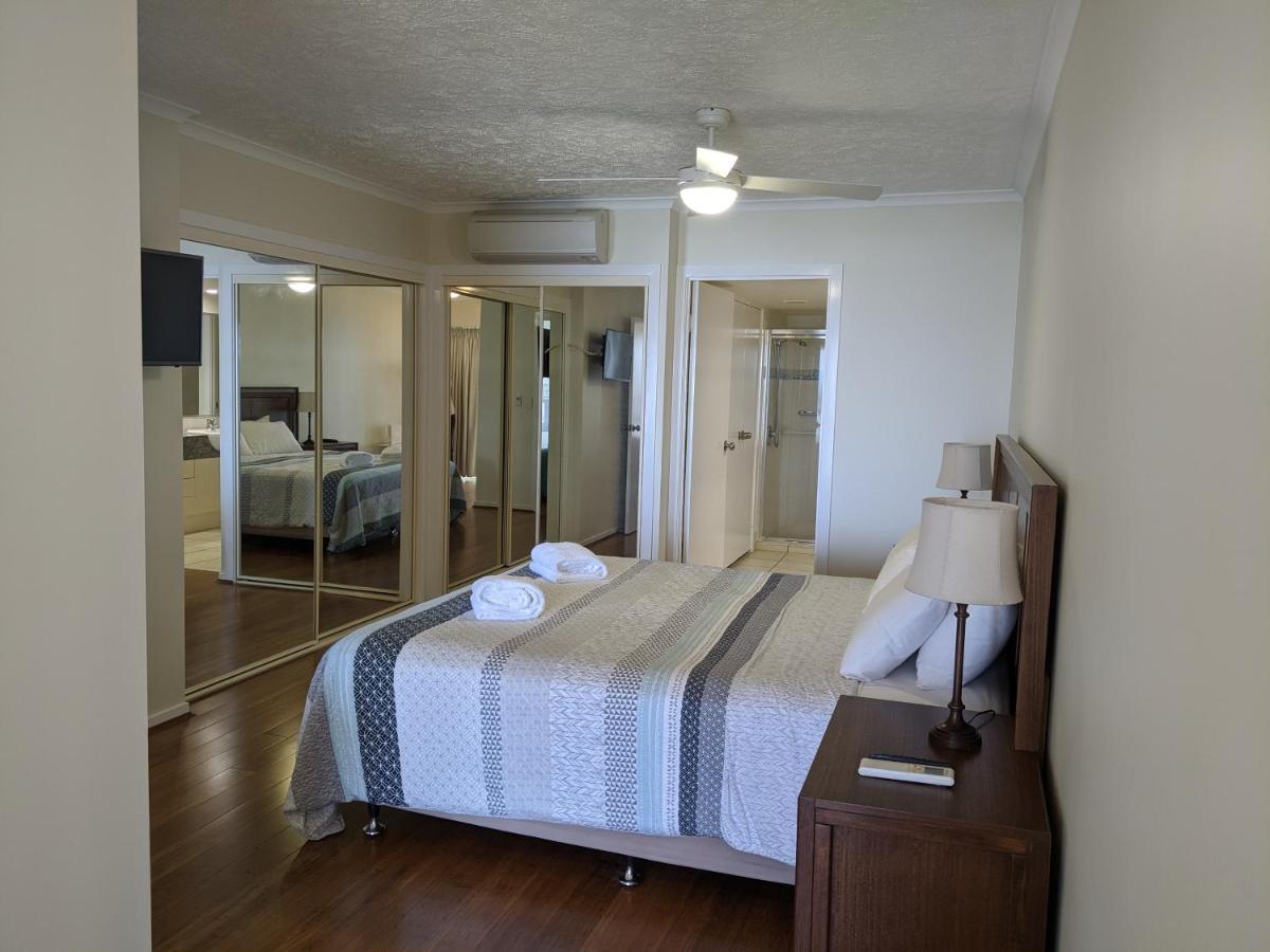 Moorings Beach Resort Caloundra Kültér fotó