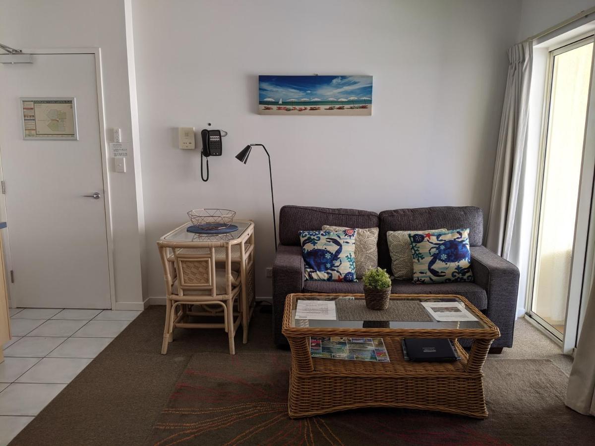 Moorings Beach Resort Caloundra Kültér fotó