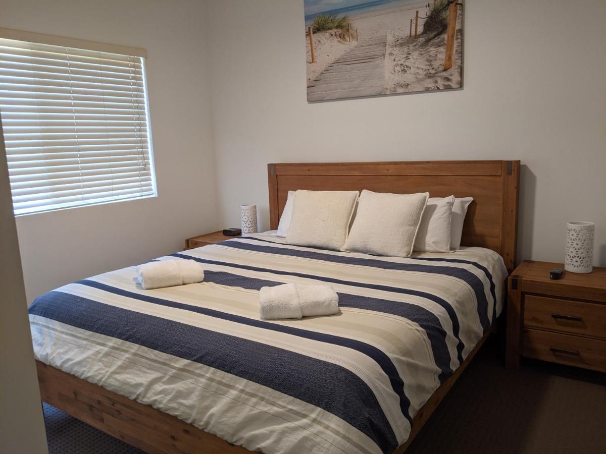 Moorings Beach Resort Caloundra Kültér fotó