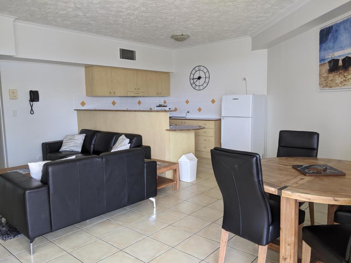 Moorings Beach Resort Caloundra Kültér fotó