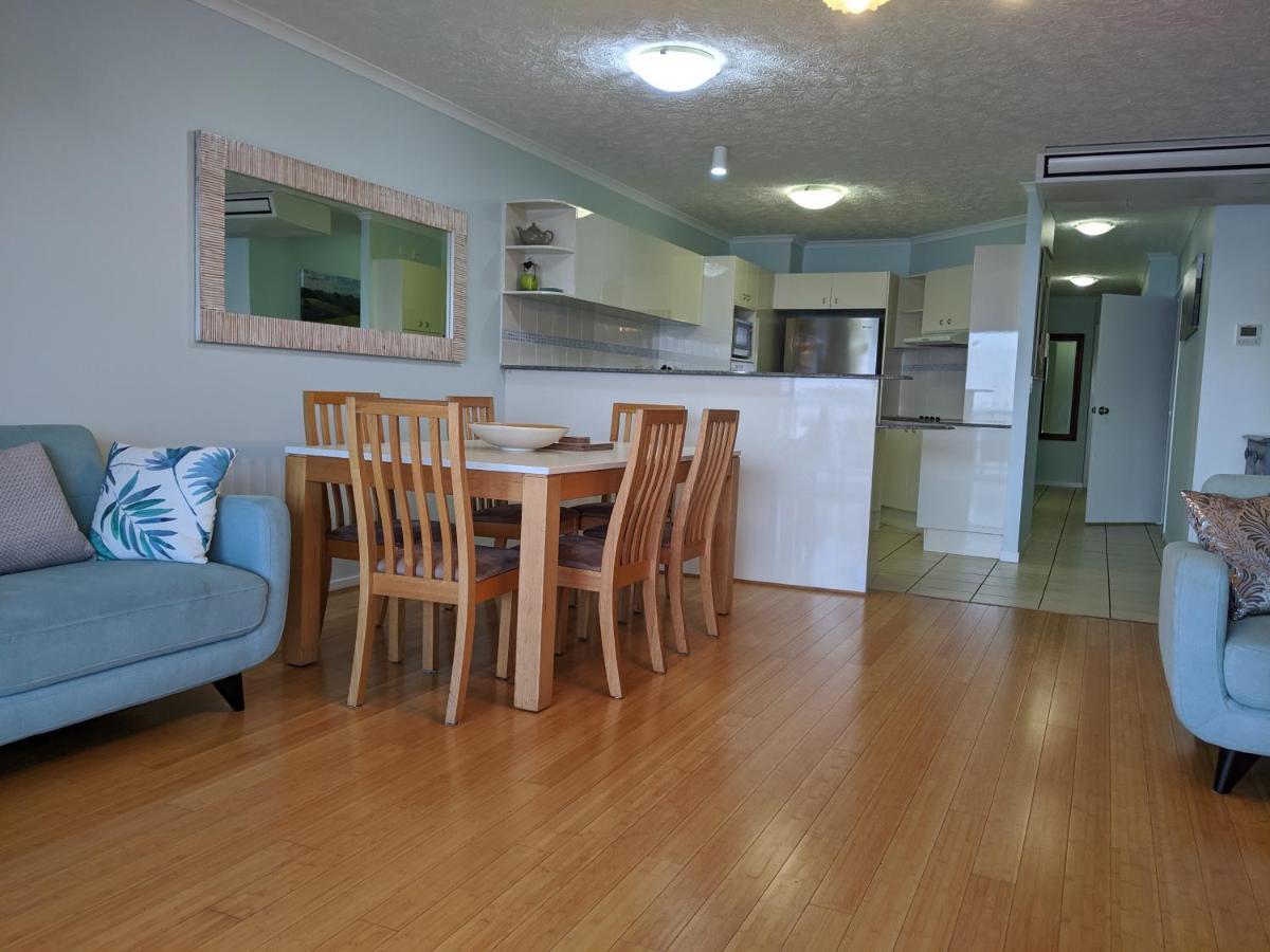 Moorings Beach Resort Caloundra Kültér fotó