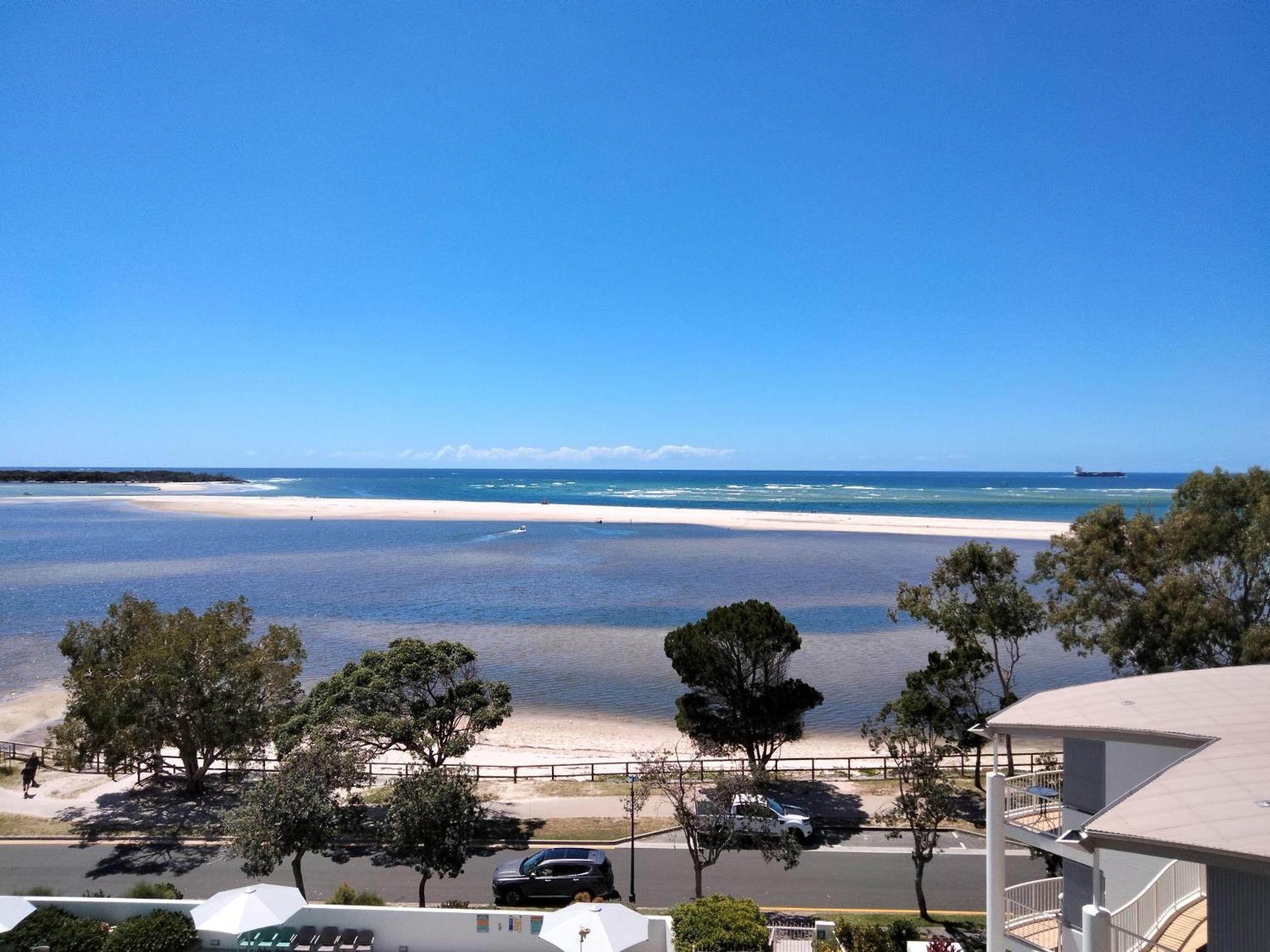 Moorings Beach Resort Caloundra Kültér fotó
