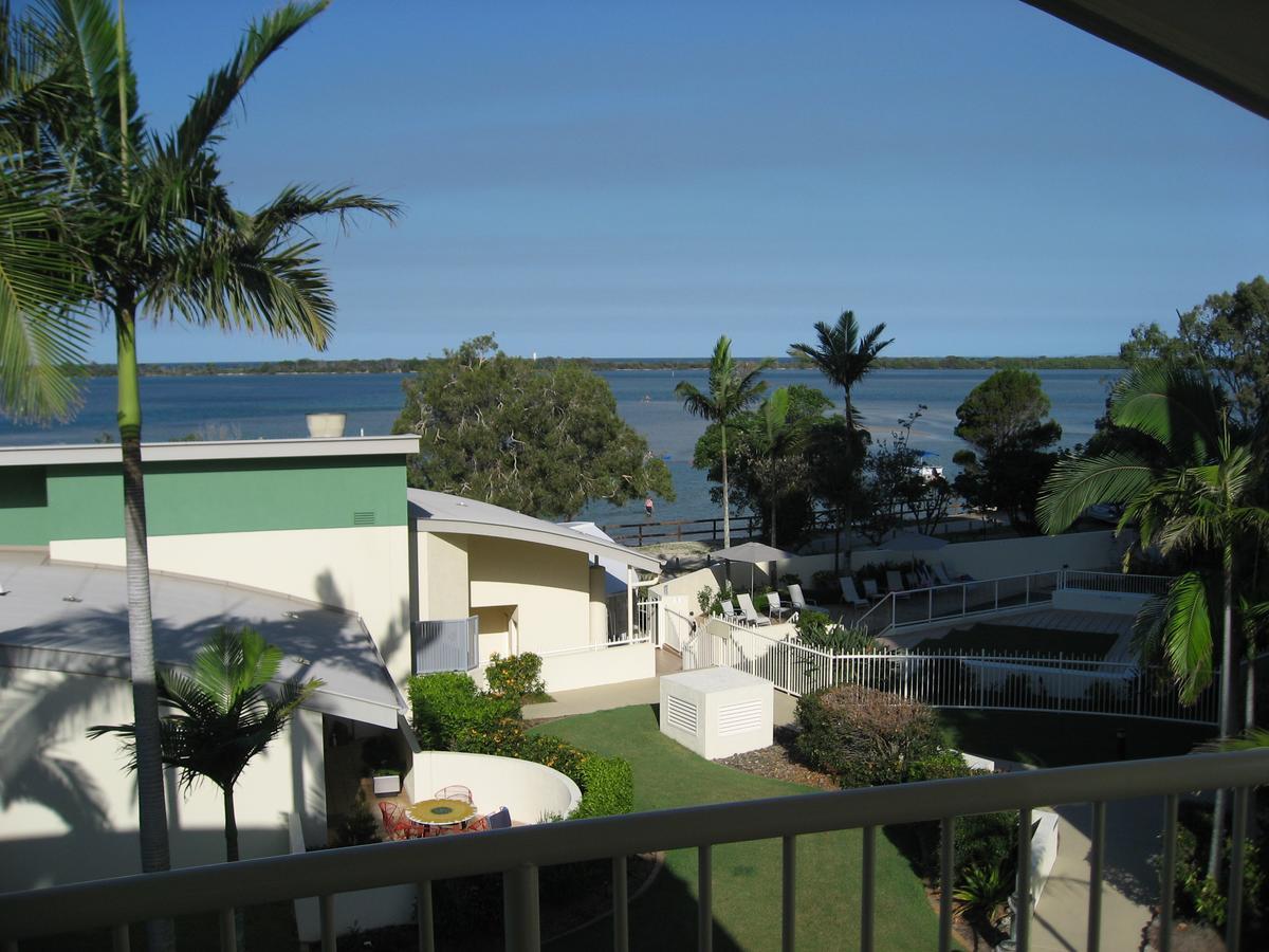 Moorings Beach Resort Caloundra Kültér fotó