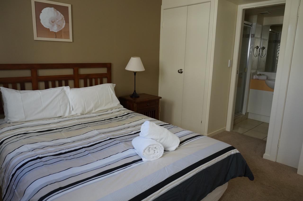 Moorings Beach Resort Caloundra Kültér fotó